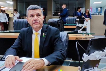 Amazonas tem pelo menos 668 presos mantidos ilegalmente em delegacias