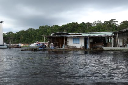 Após pedido da Defensoria Publica, presidencia do Tribunal de Justiça suspende retirada de flutuantes no Taruma-Açu FOTO Arquivo DPE