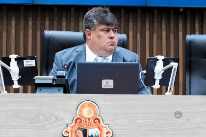 Em Sessão Plenária, presidente David Reis afirma que CMM tomará medidas dentro do que prevê Constituição Federal (2)