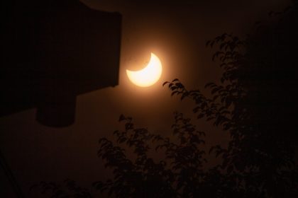 As expectativas e emoções estavam nas alturas em Manaus neste sábado, quando um eclipse solar anular era aguardado ansiosamente pela população.