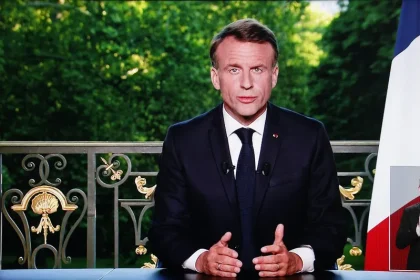 MACRON