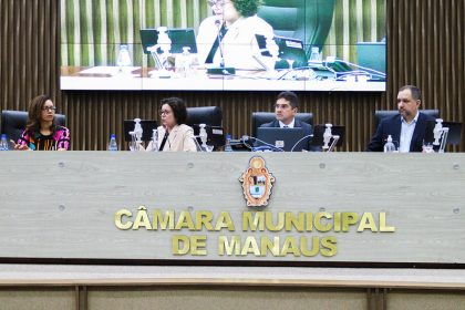Manausprev apresenta projeções financeiras de estudo atuarial à CMM (2)