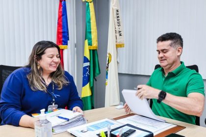 Prefeito David Almeida unifica datas-base e garante reajuste salarial a todos os servidores municipais de Manaus 2