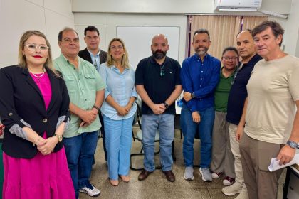 Reunião (2)