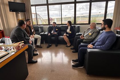 Reunião durante evento no Paraguai