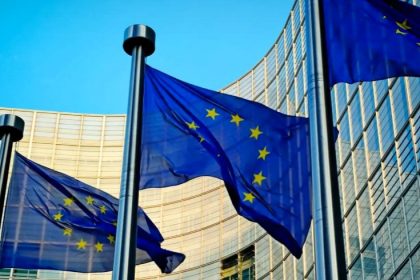 UNIÃO EUROPEIA