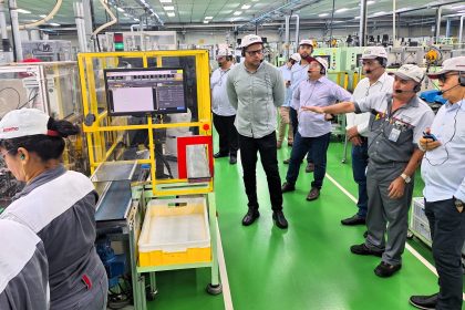 Visita à empres Hitachi no PIM
