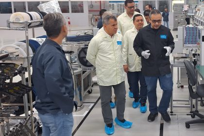 Visita da Suframa à empresa Harman da Amazônia