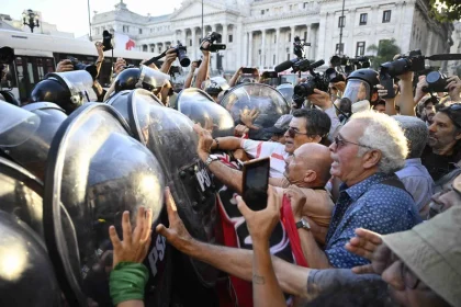 argentina protesto milei