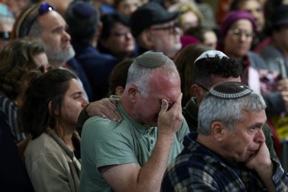colonos israelenses