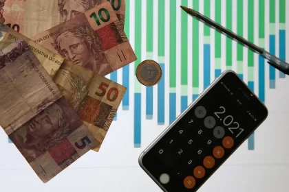 dinheiro economia