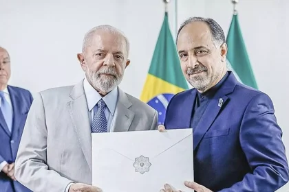 embaixador irã