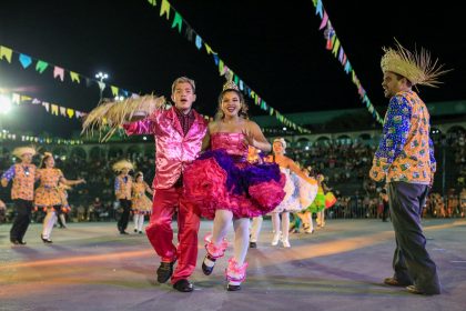 festival folclórico