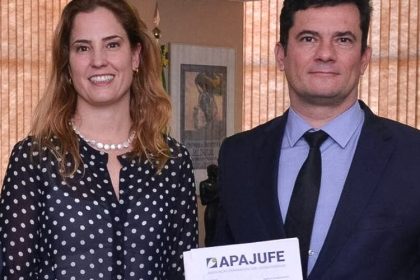 gabriela-hard-e-sergio-moro-divulgaccca7acc83o