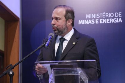ministro minas energia alexandre silveira