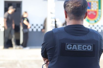mp prisão policiais