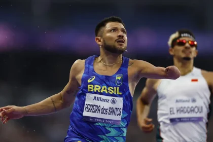 petrucio_ferreira_ouro_atletismo_paralimpiada_2024