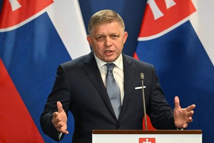 primeiro-ministro-eslovaco-Robert-Fico