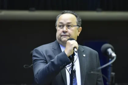 silas camara