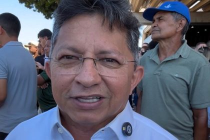 sinésio campos
