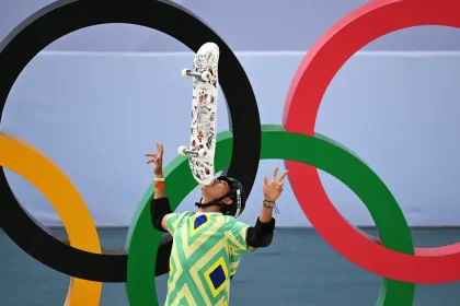 Pedro Barros e Augusto Akio participaram da terceira bateria das eliminatórias.